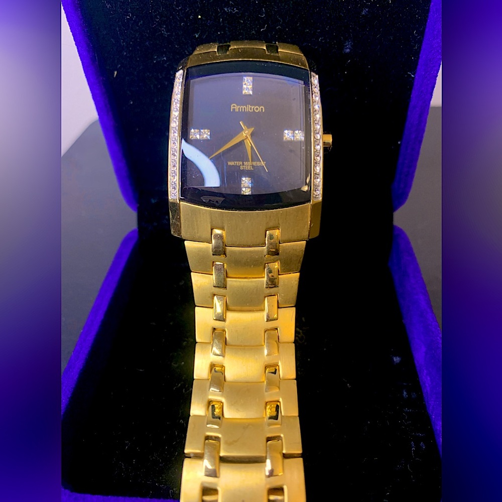 Armitron Men’s Watch (Gold)Brand New Battery 4 Diamon… Gem